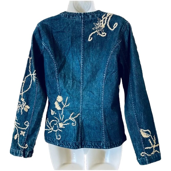 Chicos Dark Wash Denim Jacket Tan Boho Embroidery Chico’s 0 or Small - Picture 2 of 10